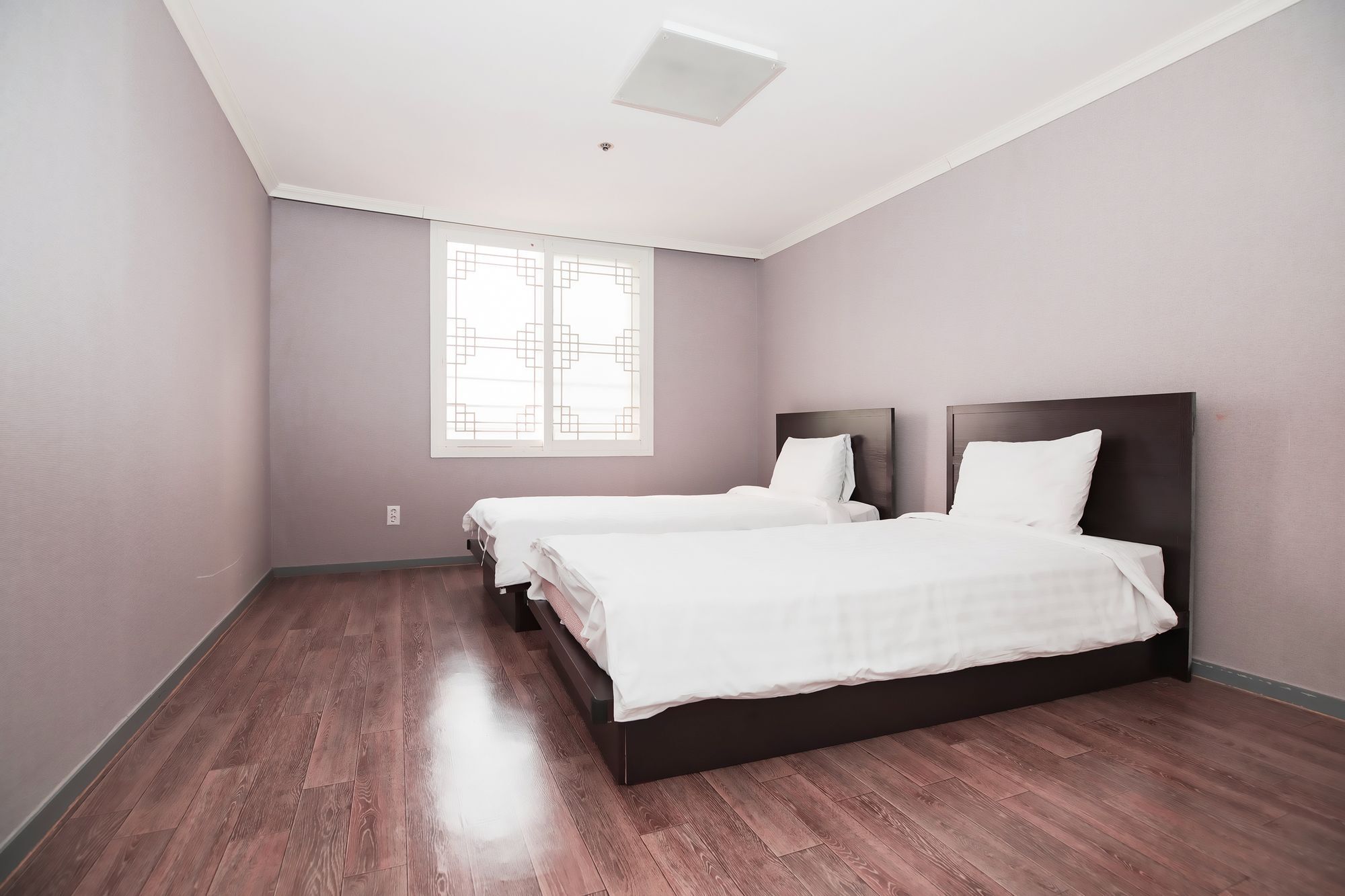 Bears Town Hotel Pocheon Exterior photo